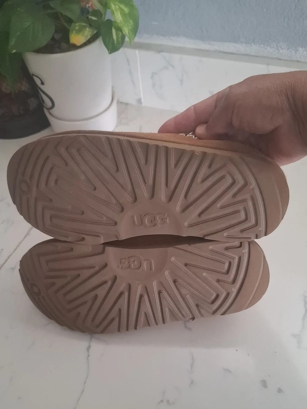 Ugg Tasman Slipper
